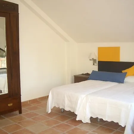 Miranevada, Casas De Montana